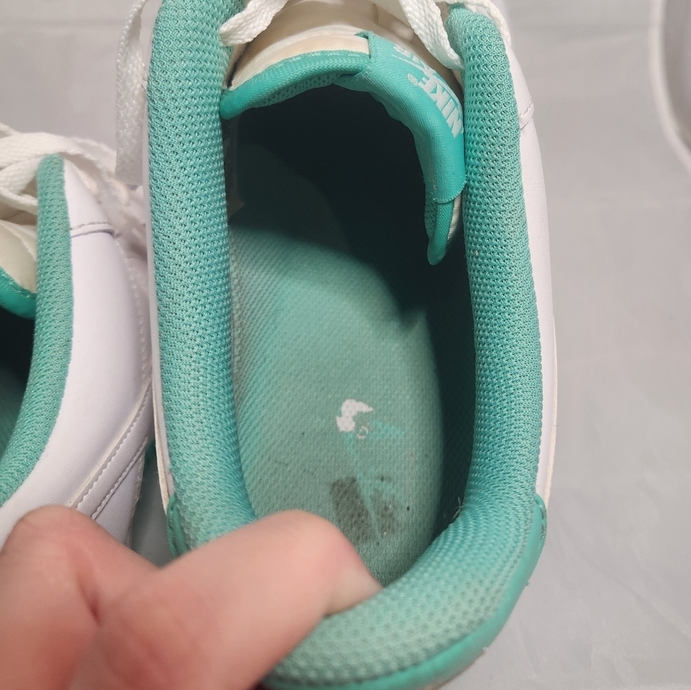 Men's Sz 13 Nike Air Force 1 '07 Sneakers w/ Aqua/Teal Accents - Picture 11 of 11